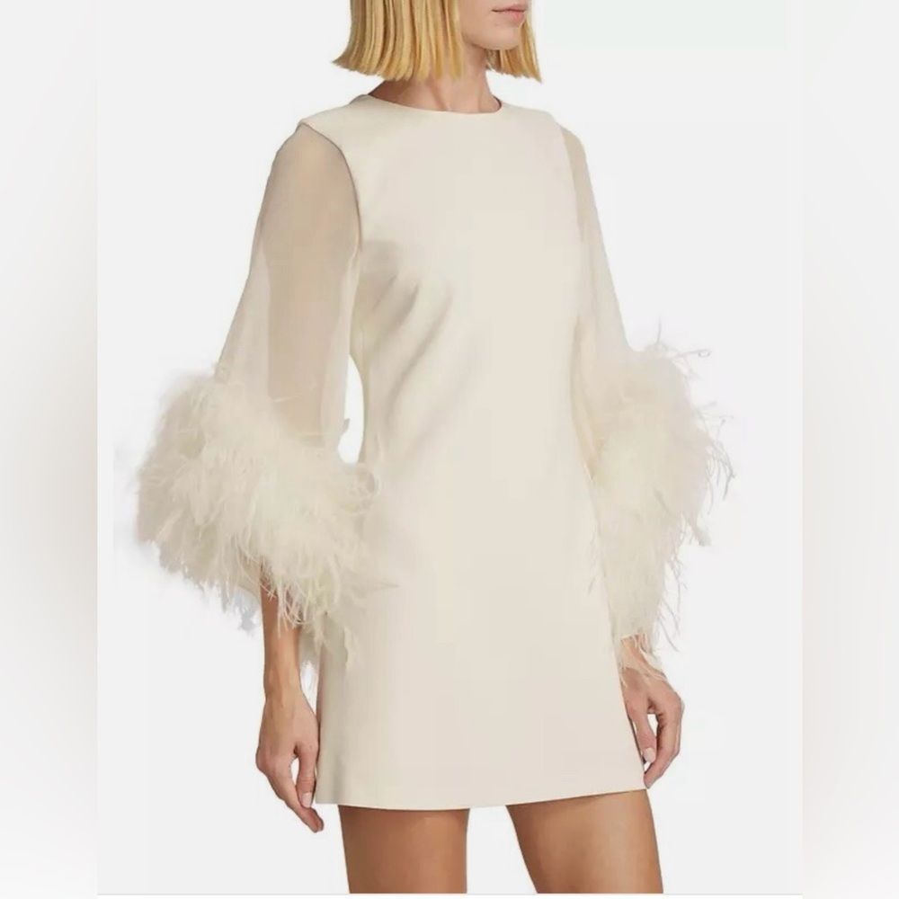 Nwt Alice + Olivia White Long Sleeve Dress With Feather Accents, Us4